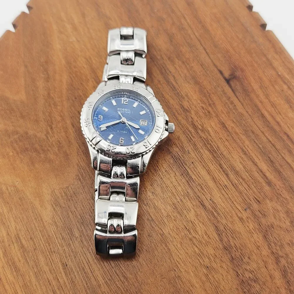 Fossil Watch Silver Tone Boyfriend Style Blue Date Dial Stainless Steel FS-2596